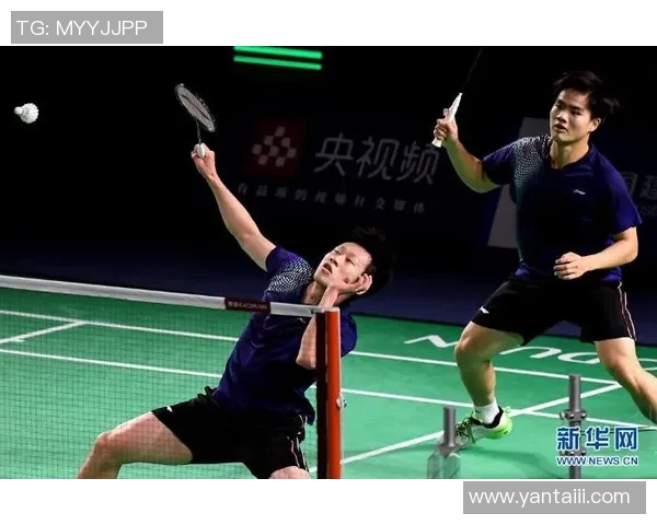 重庆羽毛球队与西安羽毛球队赛后复盘分析力量对比与战术探讨